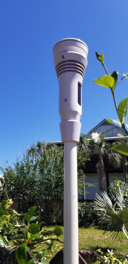close_up_pole_mounted.jpg